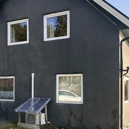 Semesterbostad Holiday Ii